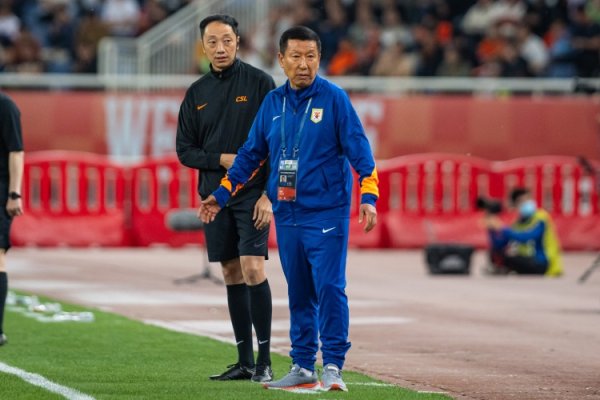 李璇：如果崔康熙不打算用年轻球员，干脆都外租运动练习    以免影响进步