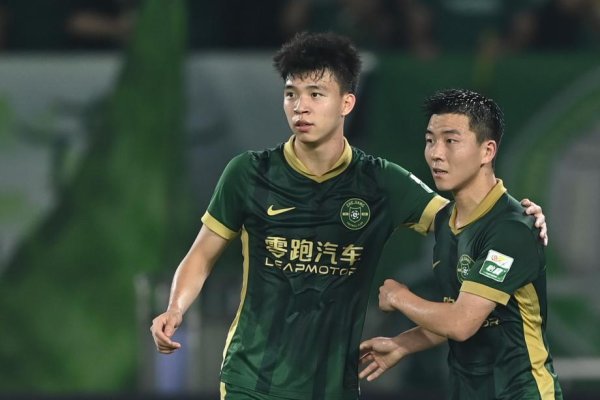中超-陶强龙连进两球 浙江队主场作战  战平河南队