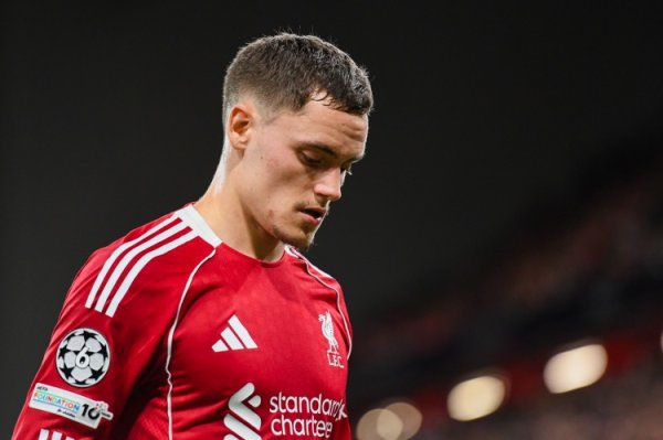 评论员：红军试图将维尔茨硬塞进阵形    ，竞技状态  未见起色反而有些退步