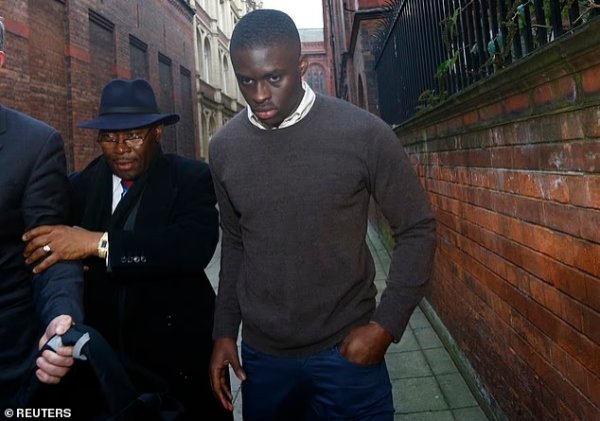 邮报：前水晶宫后场球员窝藏19.7公斤价值236万镑冰毒被判入狱14年