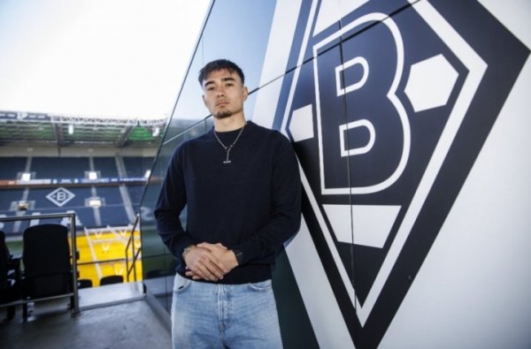 韩足协人士：卡斯特罗普能否入选下期名单不确定，选人是指导教练员权限