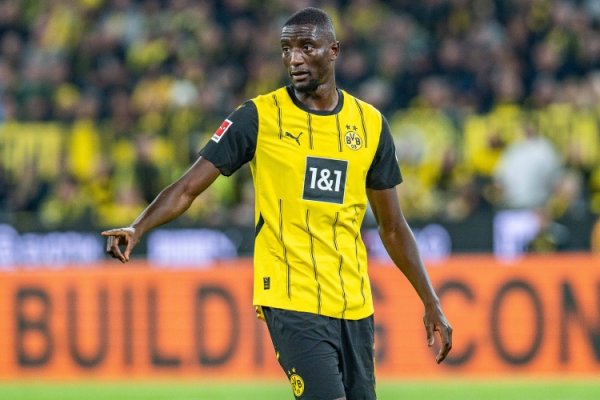 巴萨有意！图片报：多特前场球员吉拉西解约金明夏降至5000万欧