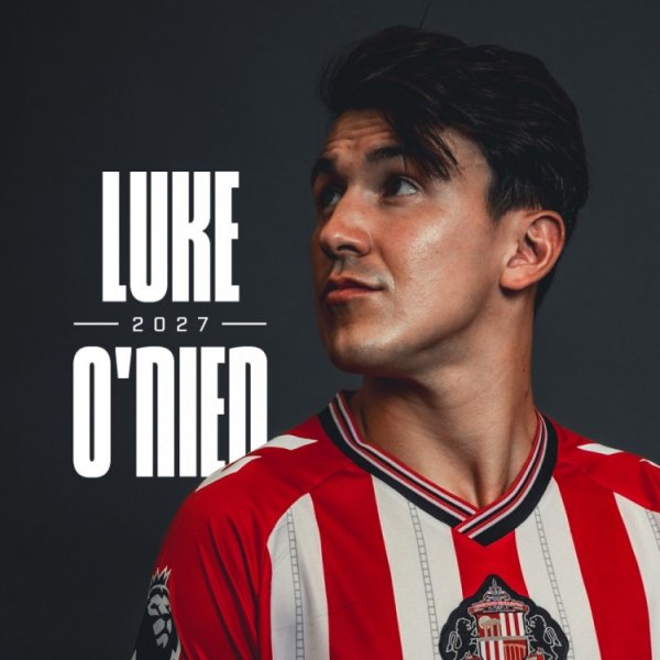 官方：桑德兰与英格兰中场球员奥尼恩续约至2027年