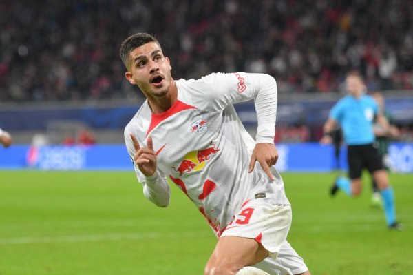 德天空：29岁莱比锡前场球员A席加盟埃尔切，转会费总价150万欧