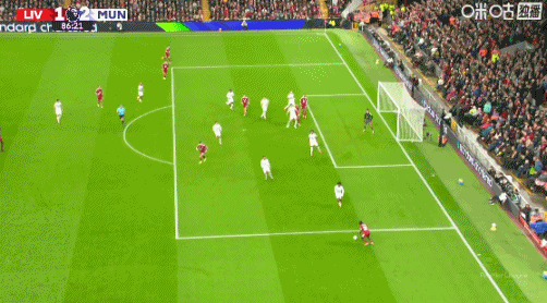 错失黄金机会！第87分钟加克波无人盯防，绝佳位置顶球顶偏